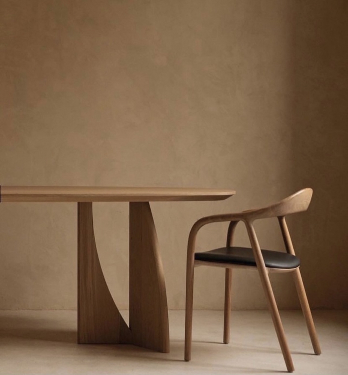 Neva Chair by Artisan/實木餐椅,北美胡桃木,北美白蠟木 Neva Chair by Artisan